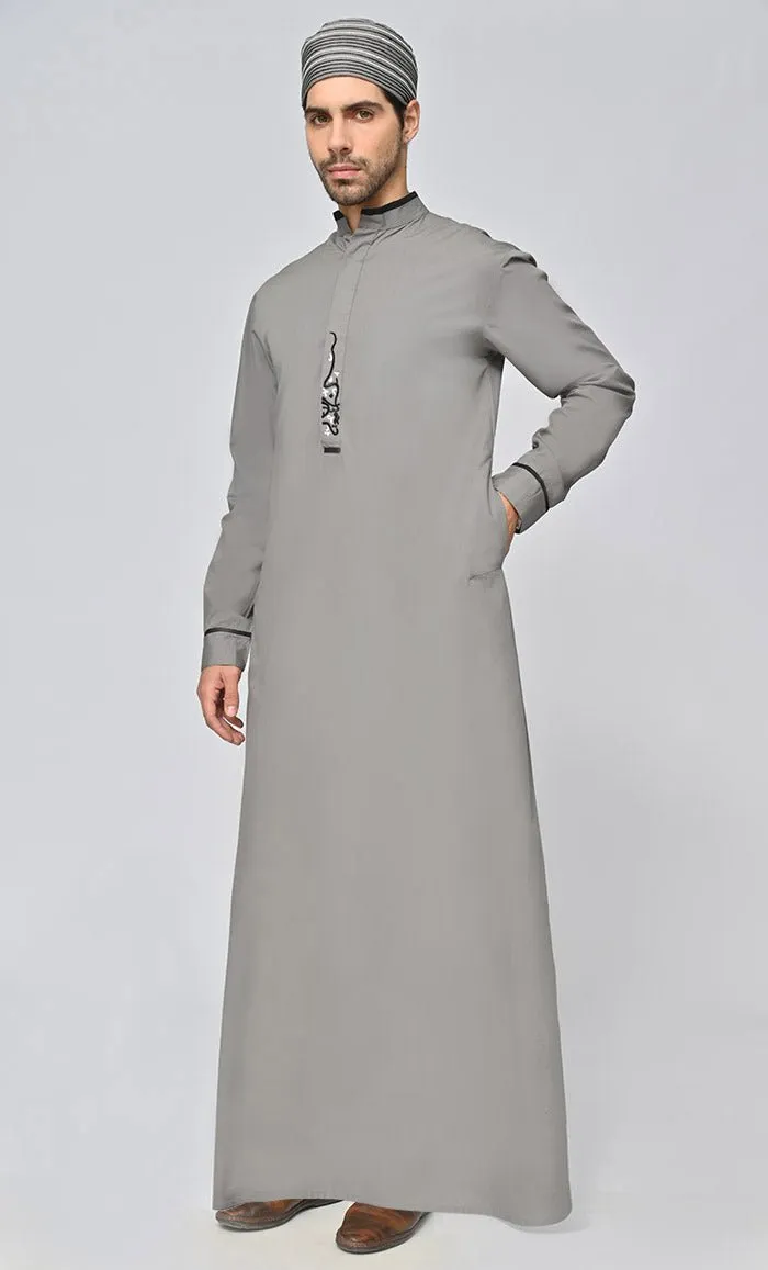Buy Mens Islamic Embroidered Thobe/Jubba With Pockets And Kufi-Grey - Final Sale