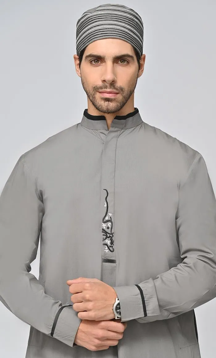 Buy Mens Islamic Embroidered Thobe/Jubba With Pockets And Kufi-Grey - Final Sale