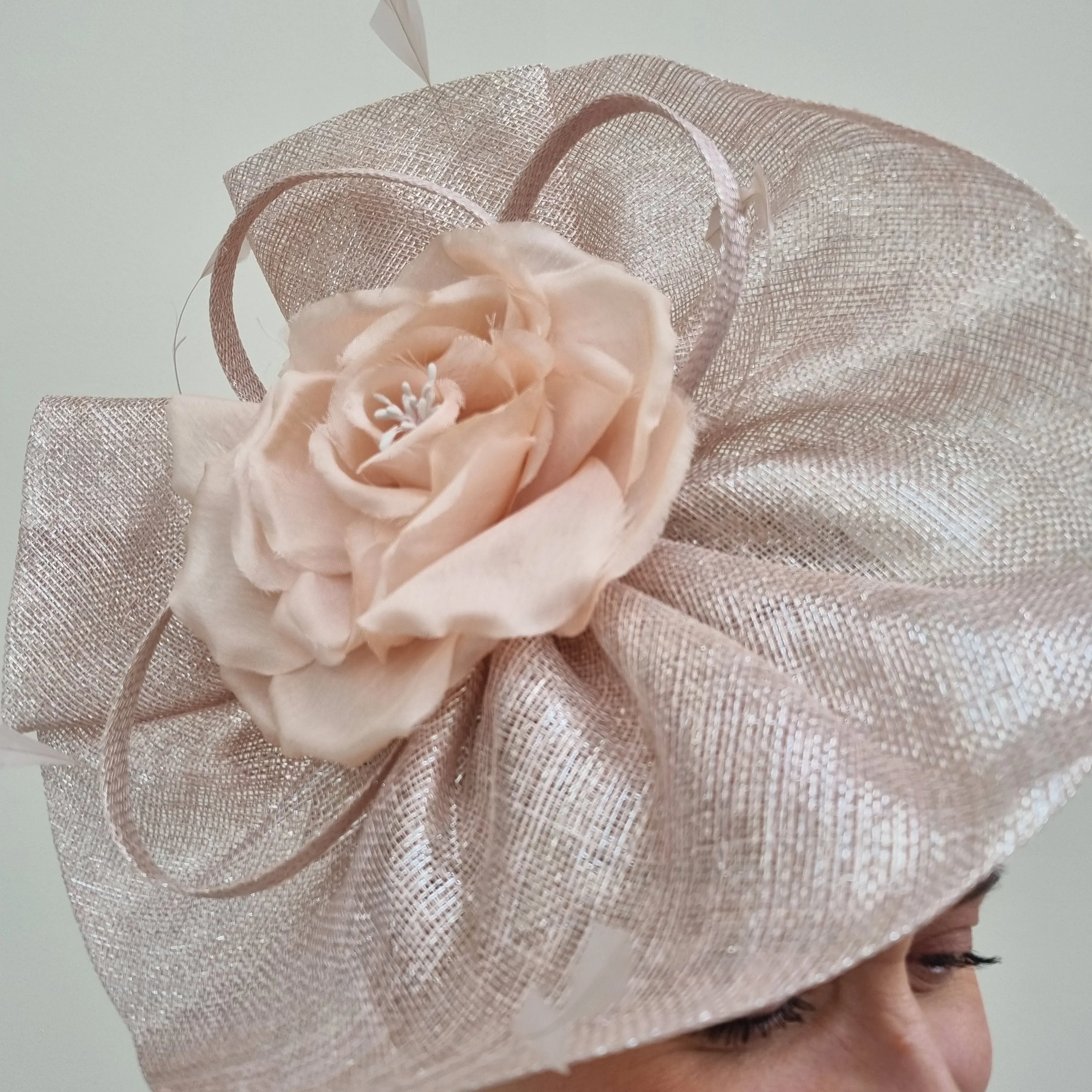 J Bees JB19/025 Disc Hatinator