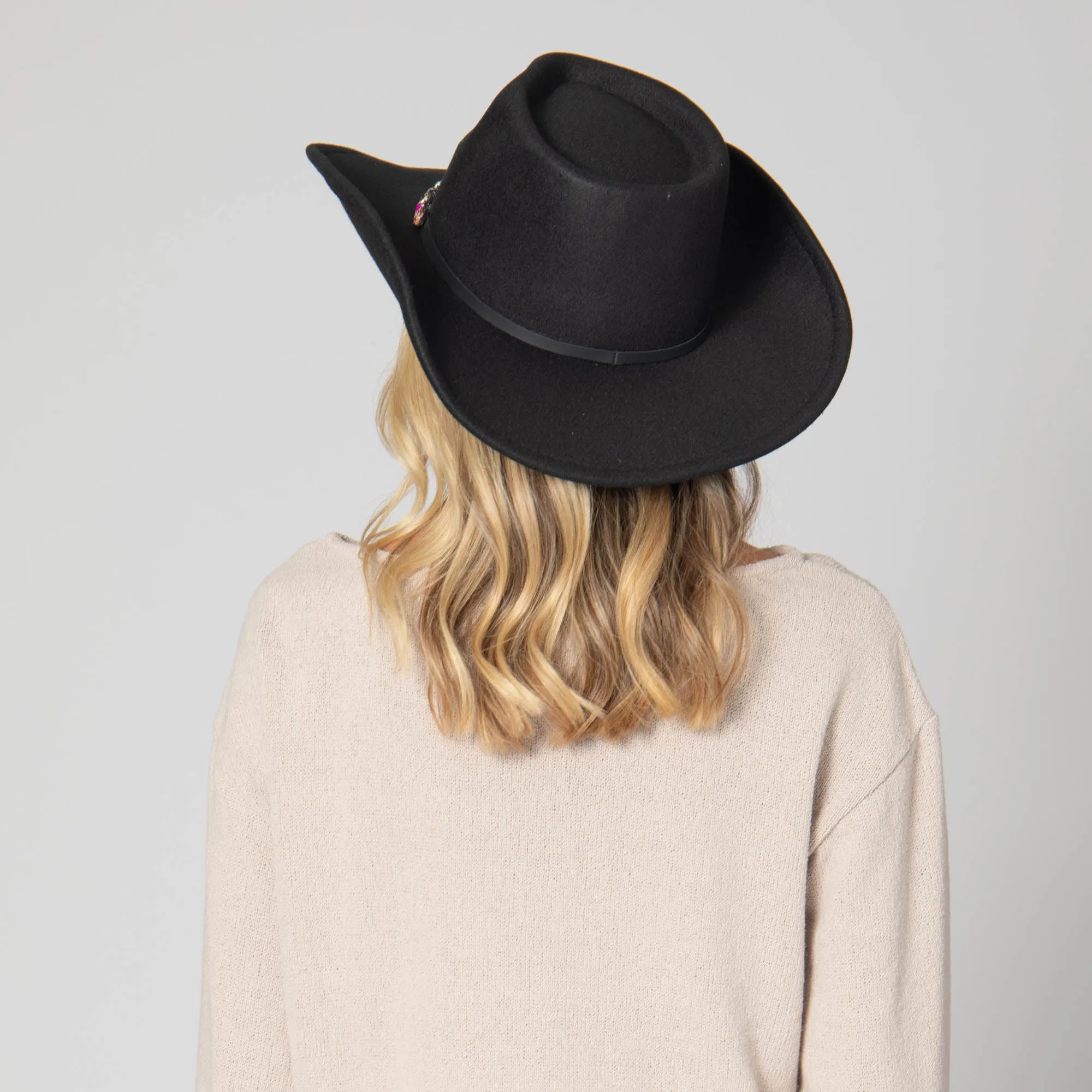 Pinch Crown Cowboy with Multi Gemstone Band