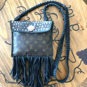 The Fringed Falcon - Black/Copper Leather Vintage Crossbody The Fringed Falcon - Black/Copper Leather Vintage Crossbody