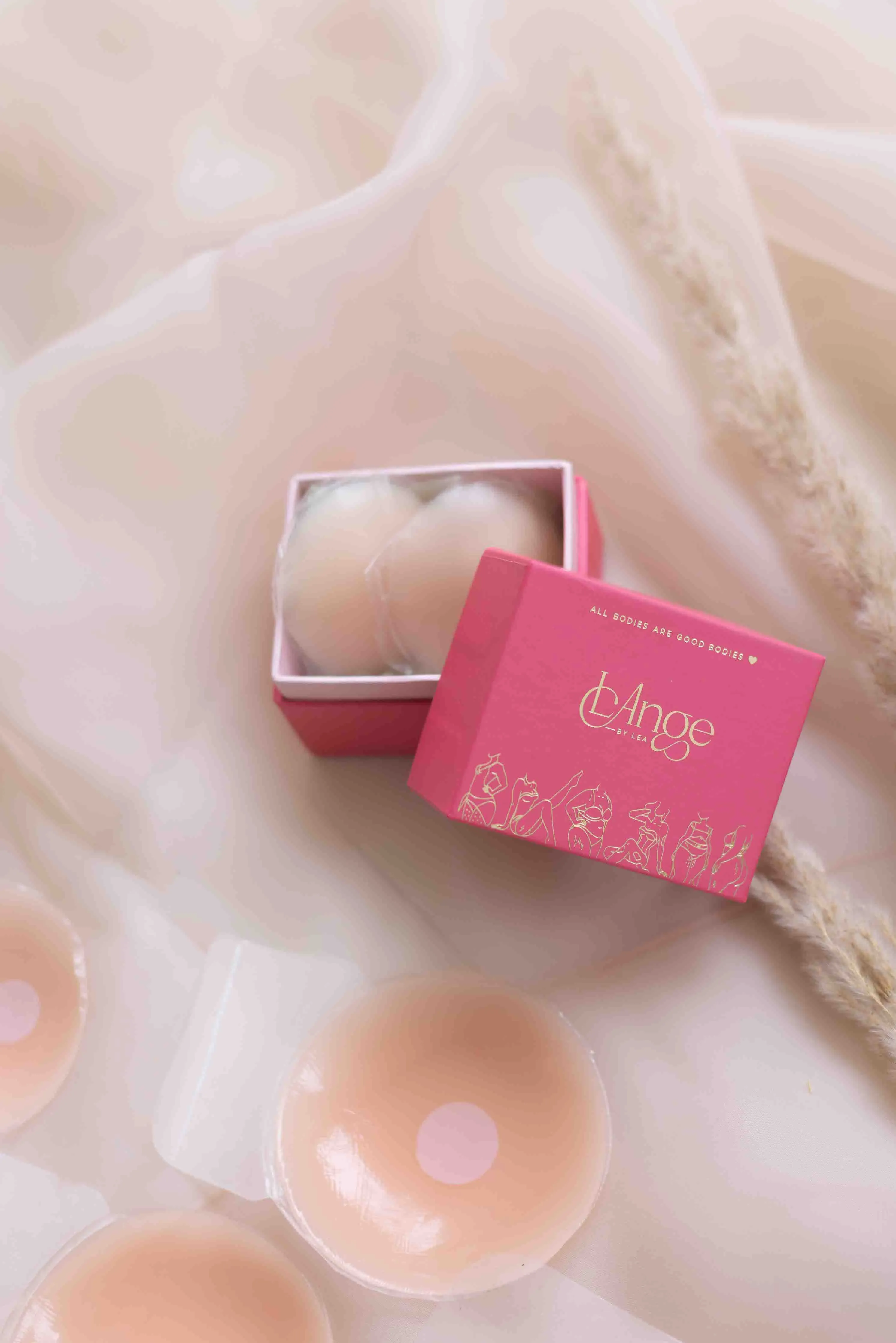 Tia Nude Instant Breast Lift Reusable Stick-On Bra