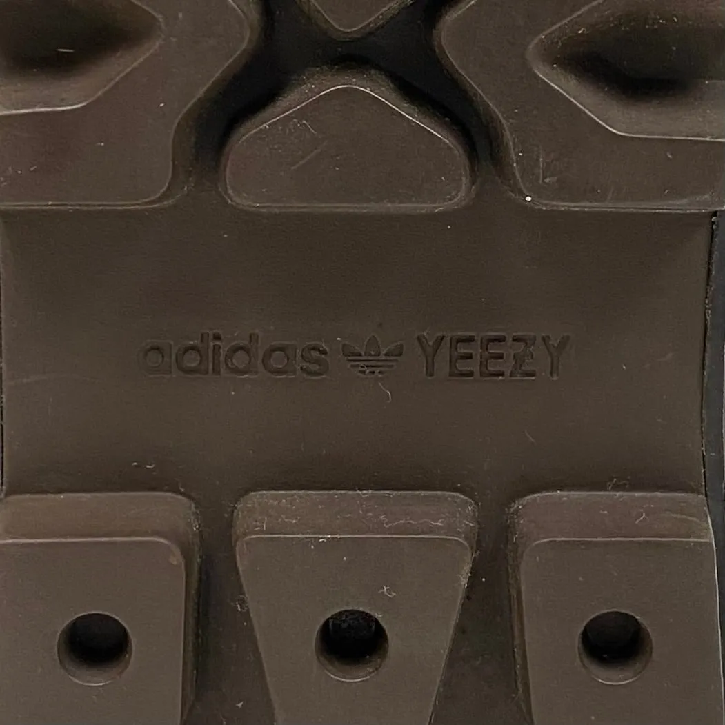 YZY SZN 1 Adidas 950 Boots In Chocolate